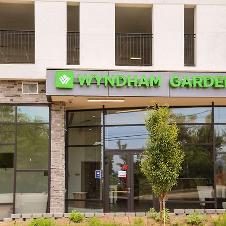 Отель Wyndham Garden North Bergen - Secaucus Экстерьер фото