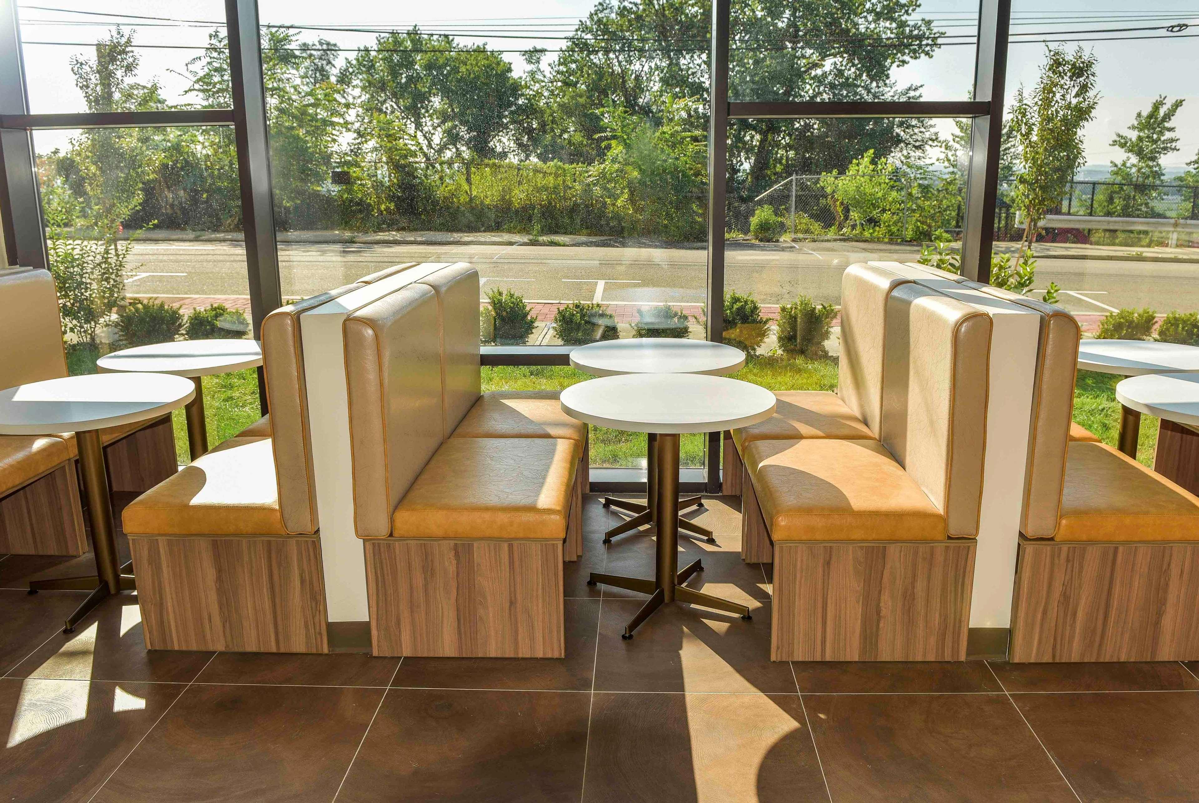 Отель Wyndham Garden North Bergen - Secaucus Экстерьер фото